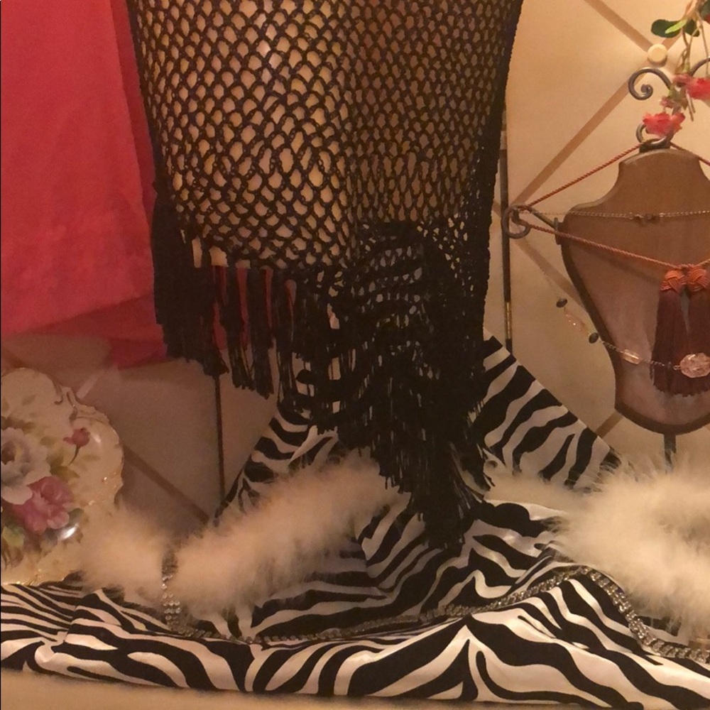 Victoria’s Secret Cover-Up Black size L - Picture 3 of 6
